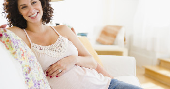 Ha terhes, akkor ideje fogorvoshoz mennie pregnant smling