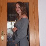 24 hetes kismama vagyok, kislányunkat várjuk a párommal februárra... nagyon vártuk már, 3 sikertelen terhesség után õ végre tényleg minket választott, hogy a családja legyünk :) Nagyon boldogok vagyunk! :)
