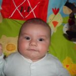 Édesanyja Kita Katalin, édesapja Radics János.