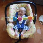 Lacika vagyok, anya és apa szeme fénye. Már hasra tudok fordulni, visszafele még nem jöttem rá, hogy hogyan kell. Szeretek mosolyogni és gügyögni.