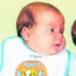 A berettyóújfalui hármas ikrek, Kiss Angelika Mónika, Kiss Árpád Levente és Kiss Barnabás Lajos Debrecenben születtek. Szüleik Kissné Lukács Mónika és Kiss Lajos.