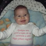 Édesanyja Kovács Mária, édesapja Ignácz János.