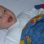 Ikladi Mariann vagyok és amikor kislányom Hanna született 36 éves voltam. Elsõ gyermekünk. Hanna nagyon jó kislány, rengeteget mosolyog és mások szerint mintagyermek. :-)