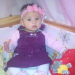 Kis lányunk Molnár Kincsõ 6 hónapos nagyon aranyos baba anya apa szemefénye. Õ az elsõ kisbabánk nagyon szeretjük :)